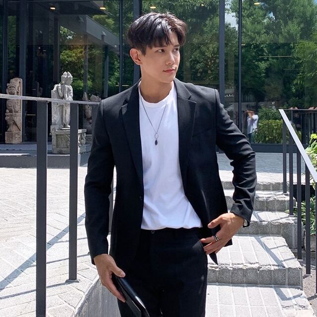 【予約販売】メンズ スーツ ストライプ柄 シック スリム きれいめ 男前 ブラック グレー ネイビー フォーマル ジャケット パンツ セット セットアップ パーティ 二次会 同窓会 結婚式 韓国 トレンド 大きいサイズ M/L/XL/2XL/3XL/4XL/5XL