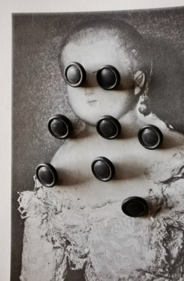 1900s フランス 漆黒の満月と世紀末的黒ボタンセット jais フレンチジェット アンティーク