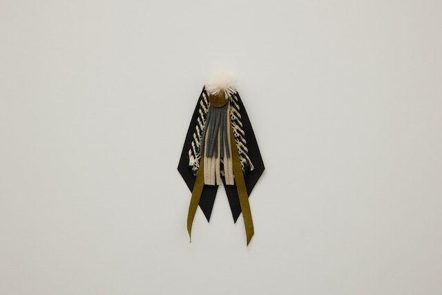 〈 eLfin Folk 24SS 〉 Ceremony Cicada brooch / elf-111A19a / ブローチ / black /