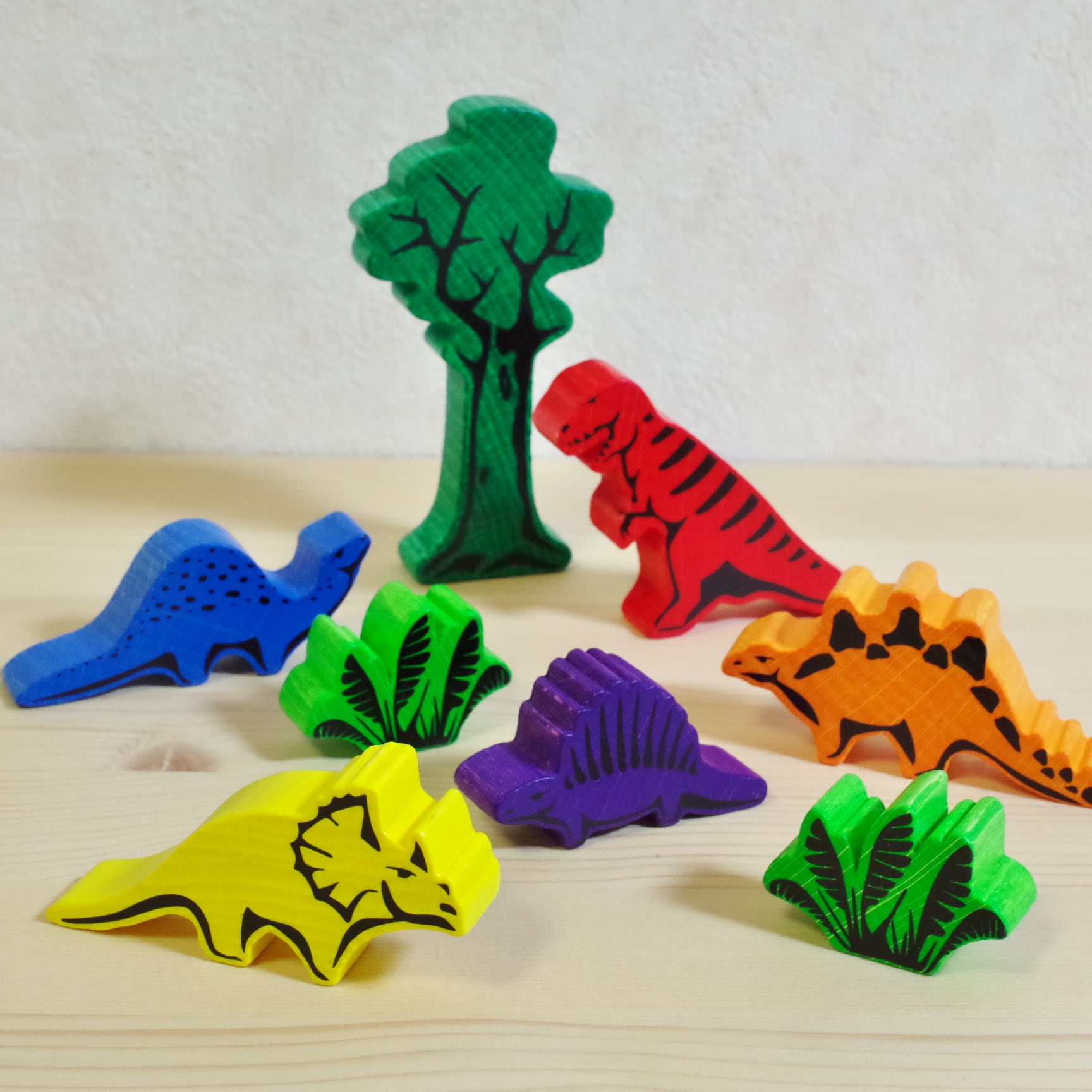 ジーナ恐竜 筒箱入 | 木のおもちゃ専門店 おもちゃ箱 イカロス 公式