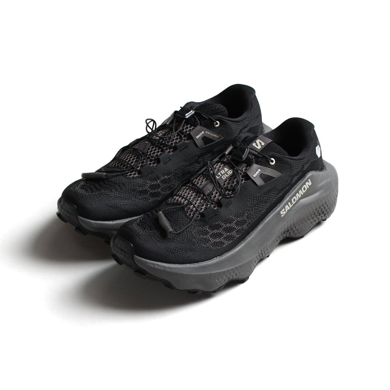 SALOMON(サロモン)ULTRA GLIDE 4 Black / Dark Gull Gray / Silver Cloud メンズ トレイルランニングシューズ