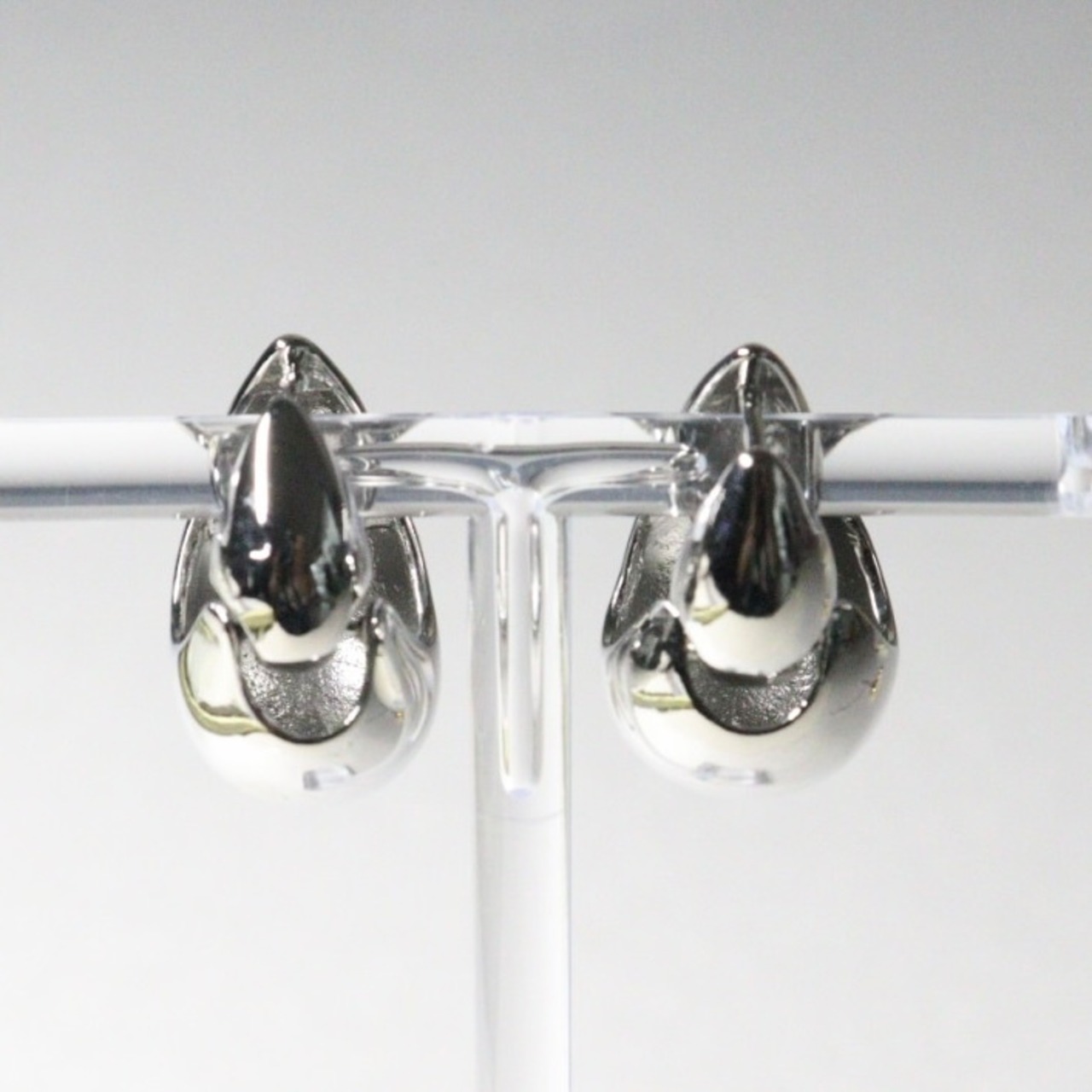 クリップラウンドピアス　シンプル　合わせやすい万能アイテム　bittersweet