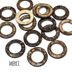 【4個】ミニココナッツラウンドリング/ウッドビーズ/木/パーツ