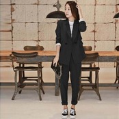 ツーピース ダブルジャケット ストレートパンツ 上品 高級感 dc628af87105b33d169090bc6923f4