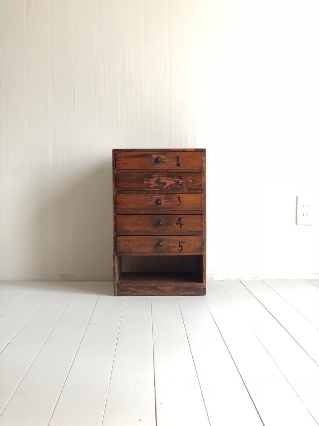 数字が書いてある小引き出し / 古道具 /古家具