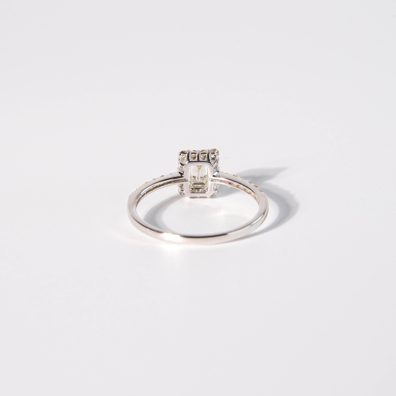 【K18 / 12号】ダイヤモンド ヘイローリング