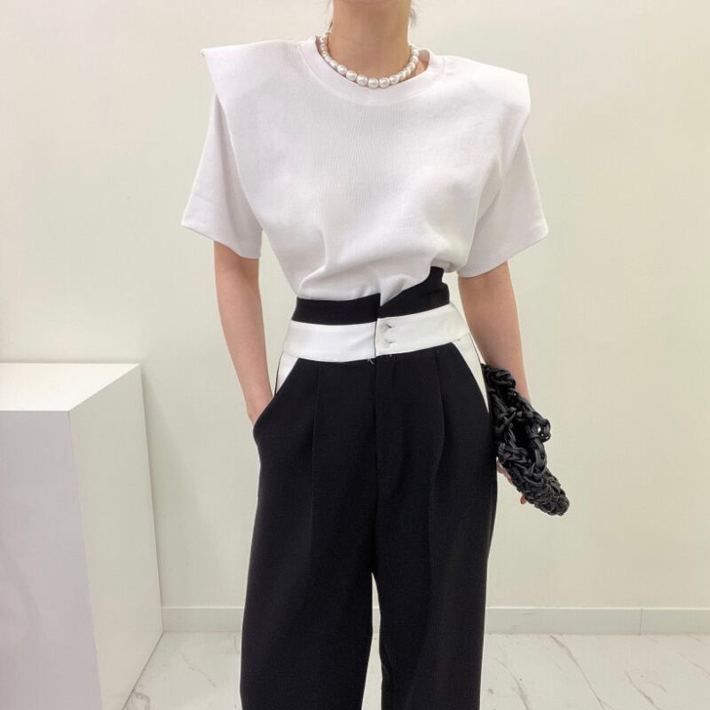 Etre Tokyo パワーショルダー　ノースリーブ Tシャツ KURO（クロ）の「【KURO/クロ】別注 パワーショルダー