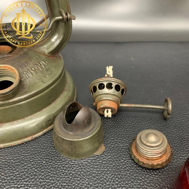 Feuerhand 176Lu レッドグローブ | Oldman's lantern