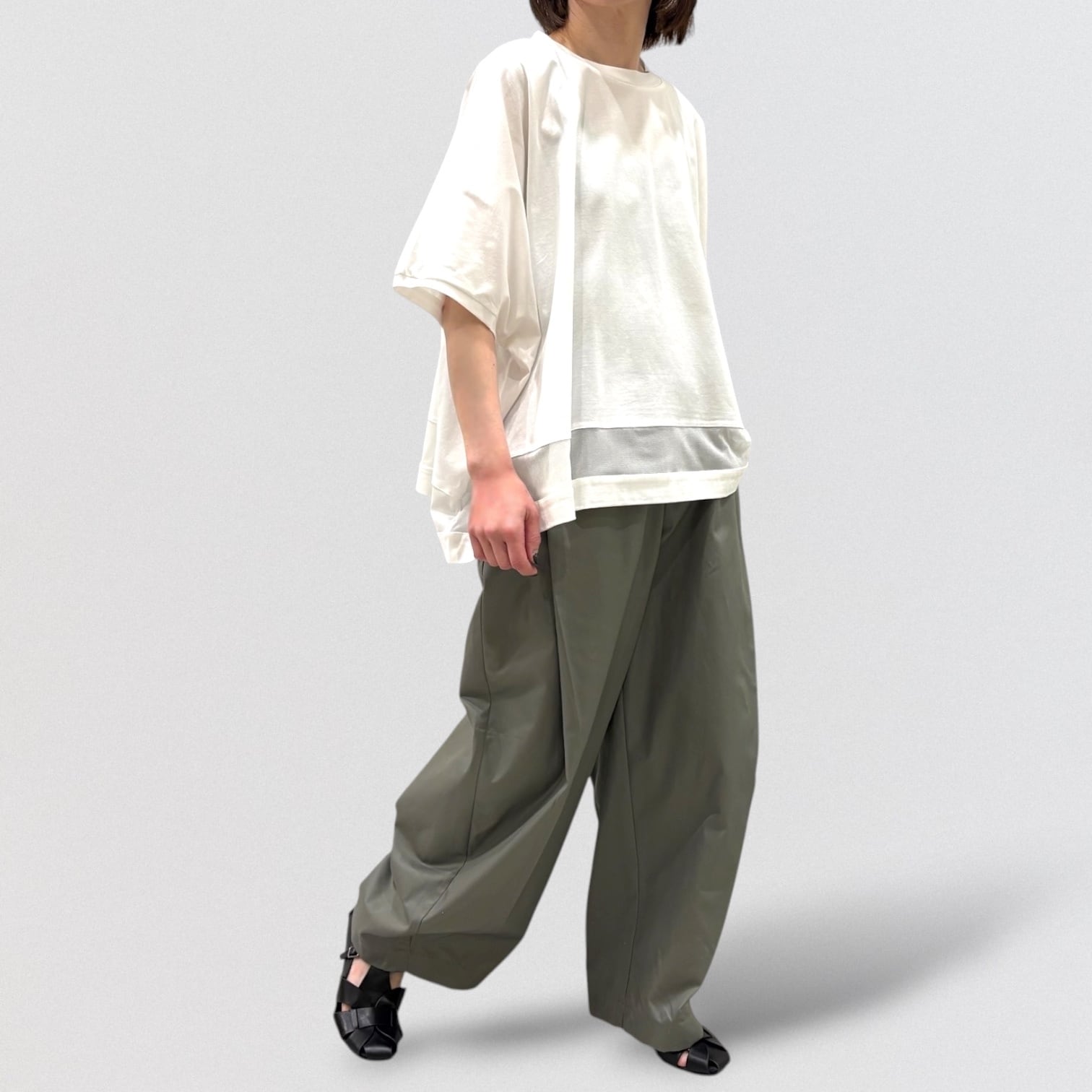 mizuiro ind tuck cocoon slacks | CoCo Cuore