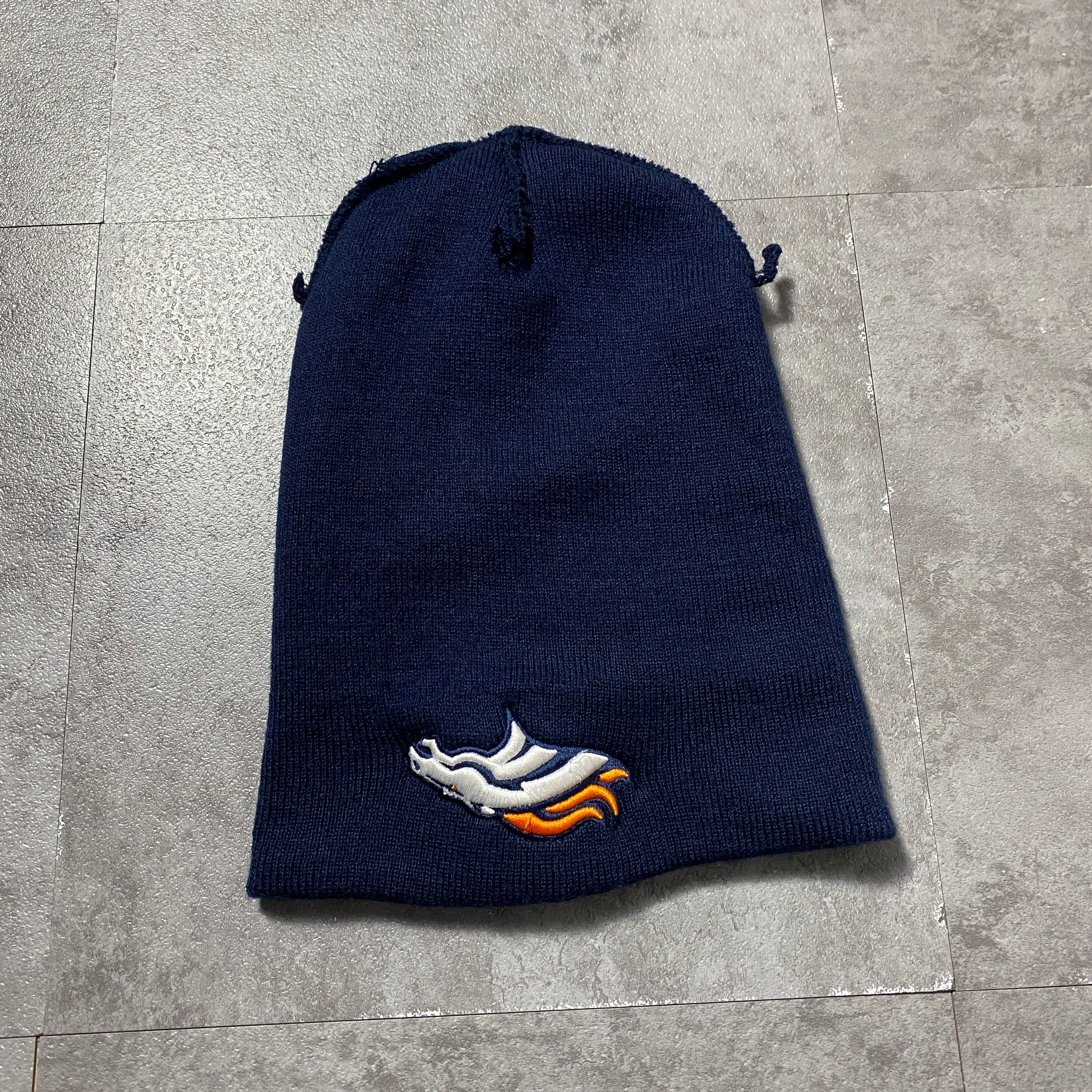 美品　バーバリーブルーレーベルホース刺繍付ロゴプレートニット帽子 楽天市場】バーバリー ブルーレーベル（ニット帽｜レディース帽子
