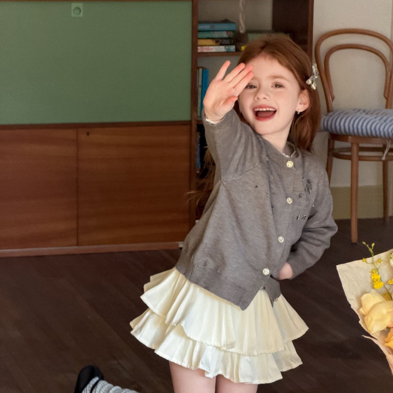 春クリーム色ふんわりスカート