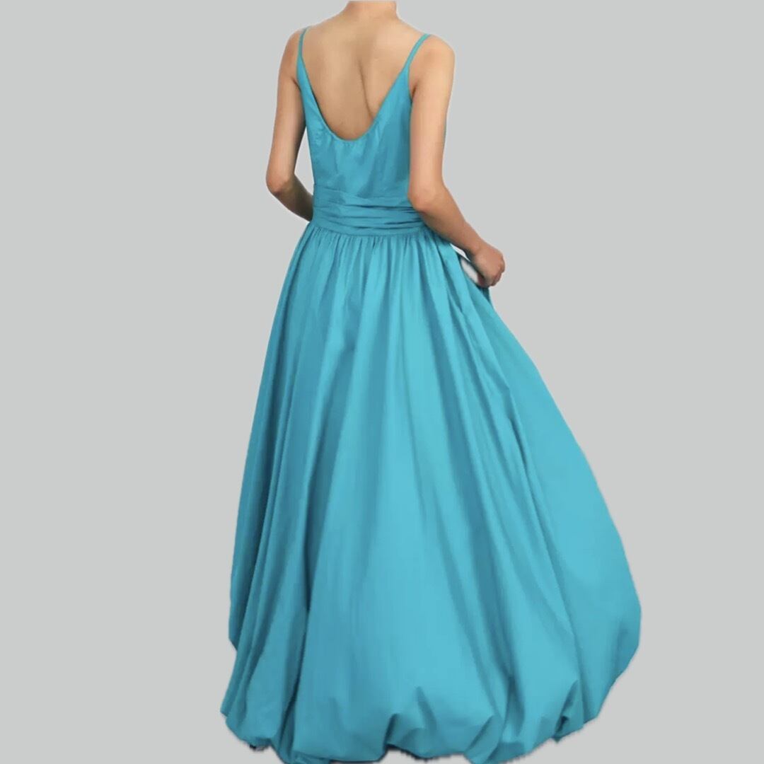 Open back balloon design dress 00064