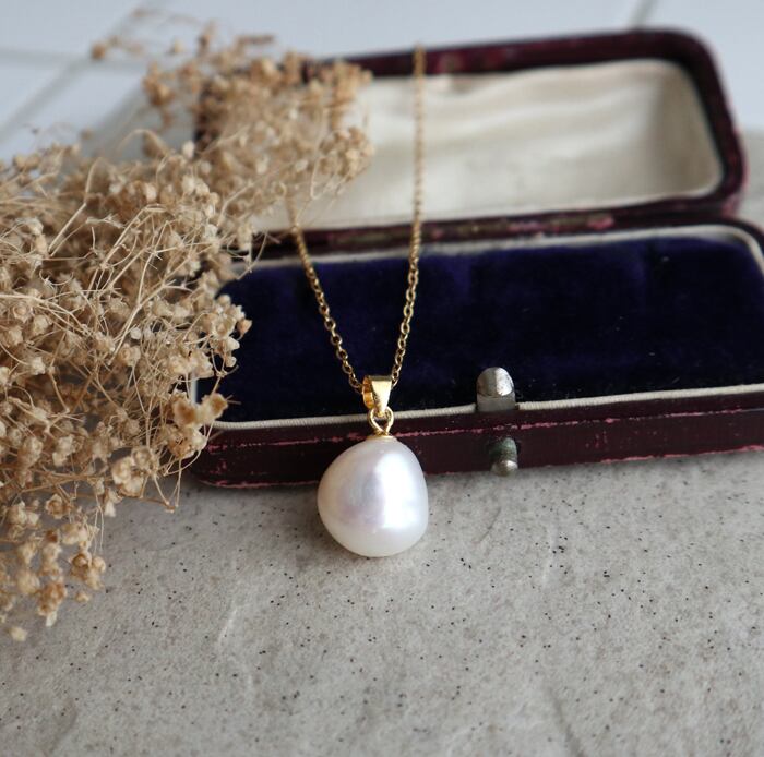 大粒バロック淡水パールネックレス｜6月誕生石｜上質ホワイトパール・金属アレルギー対応
