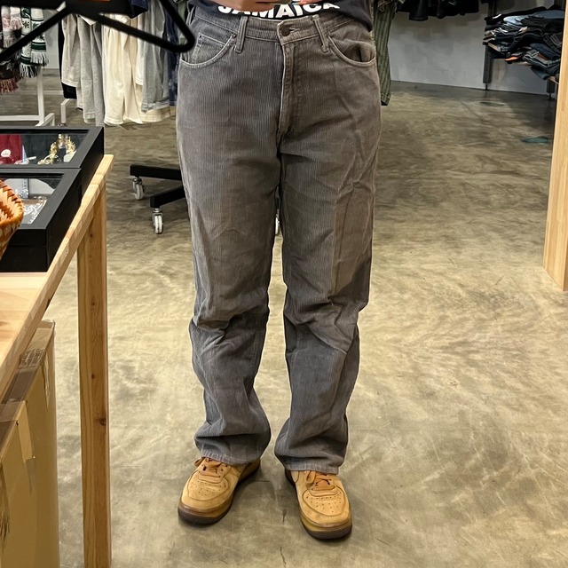【Levi's/リーバイス】コーデュロイパンツ