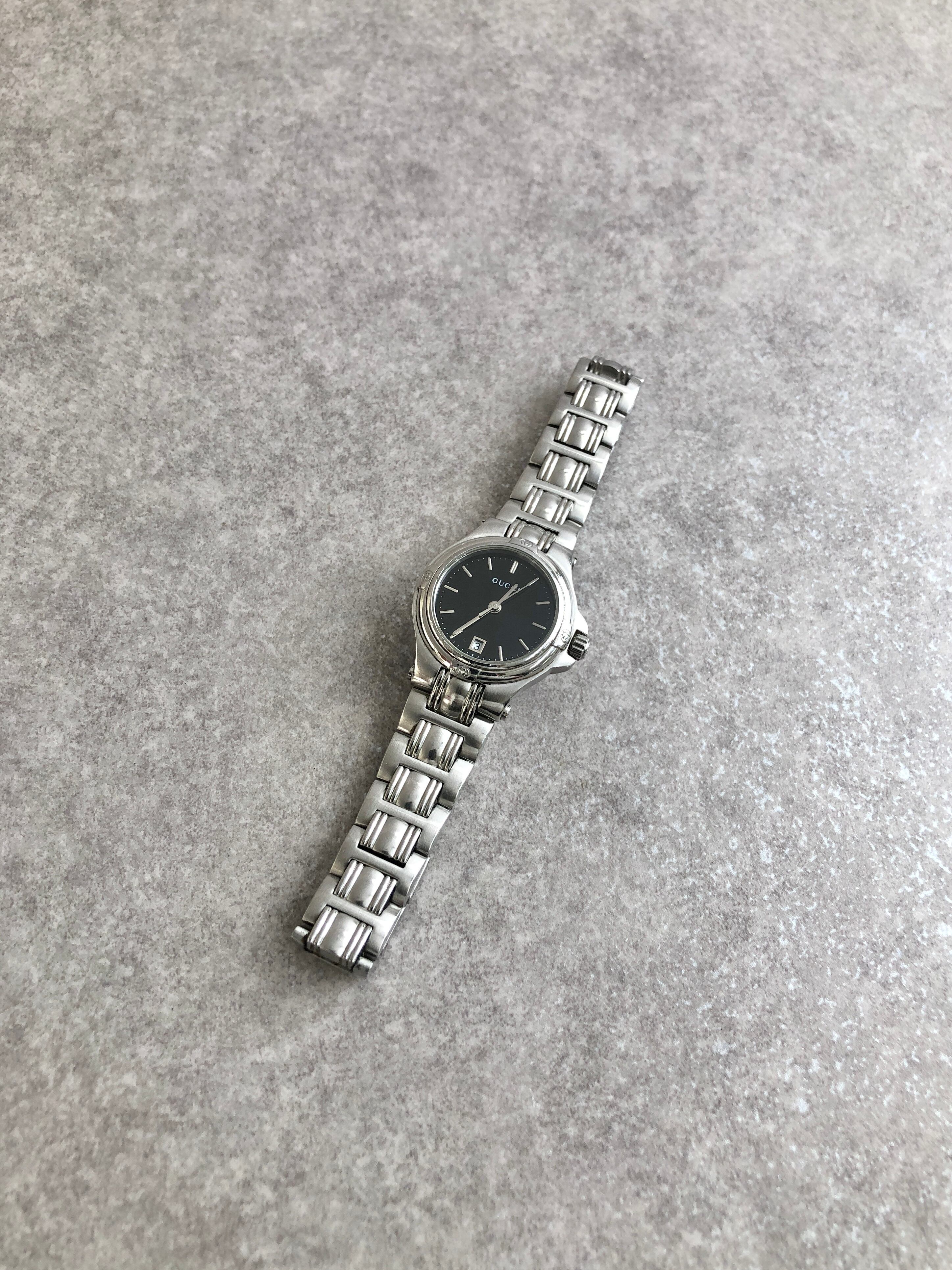 GUCCI グッチ 腕時計 シルバー ステンレススチール クウォーツ 9040L