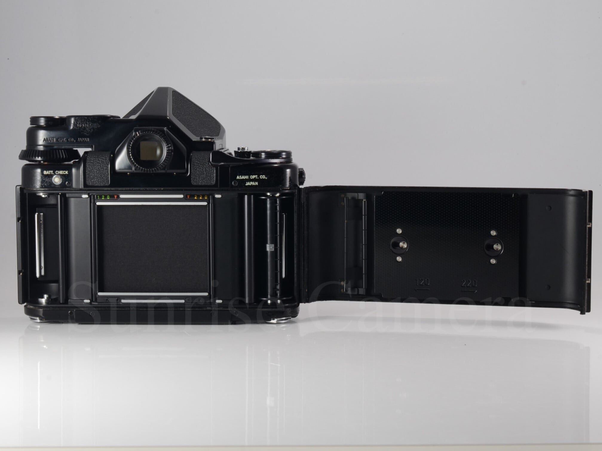 中古・バケペンの本領発揮】PENTAX 6×7 TTL 後期型 / Super Multi