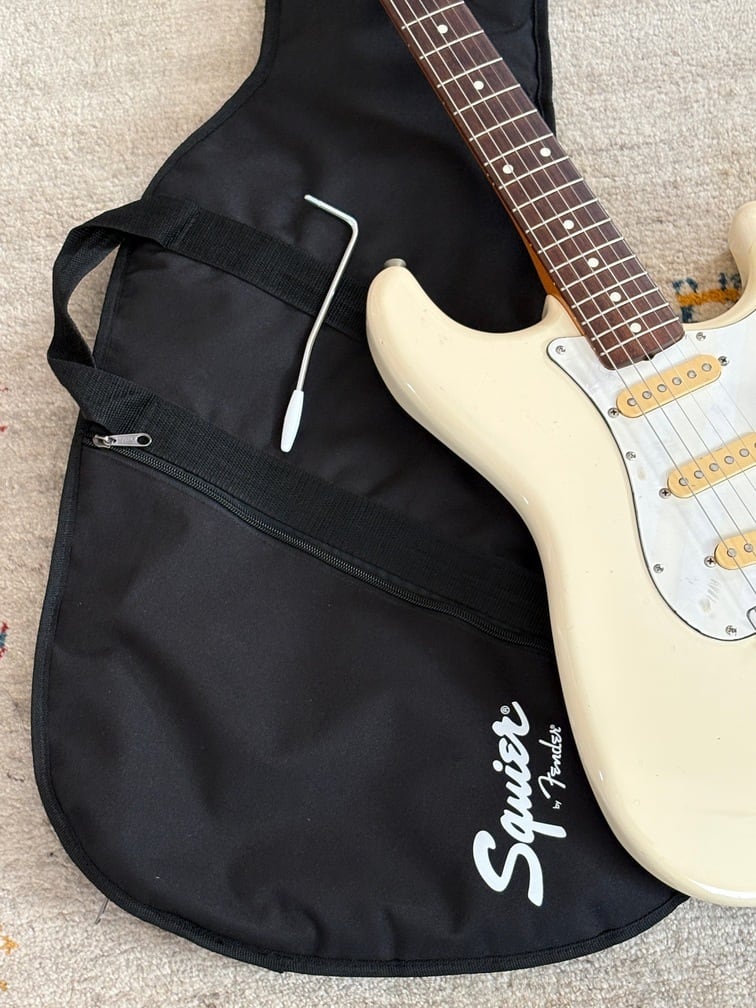Squier Stratocaster SST-30 '84-'87 | tenokuni-japan