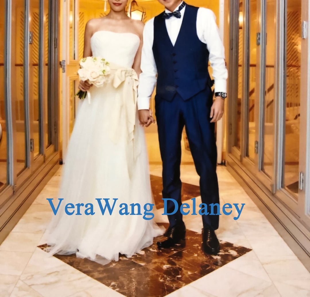 Vera Wang Delaney US4