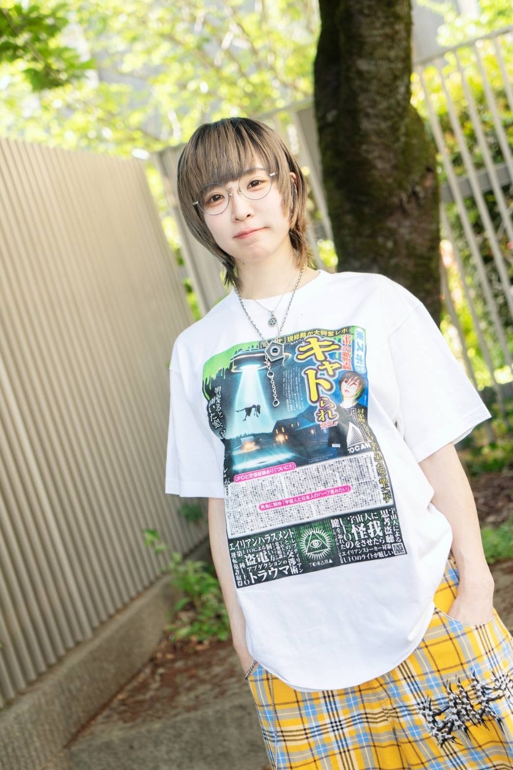 キャトられテーシャツ ホワイト/カラー | トウキョウスポーツONLINE SHOP