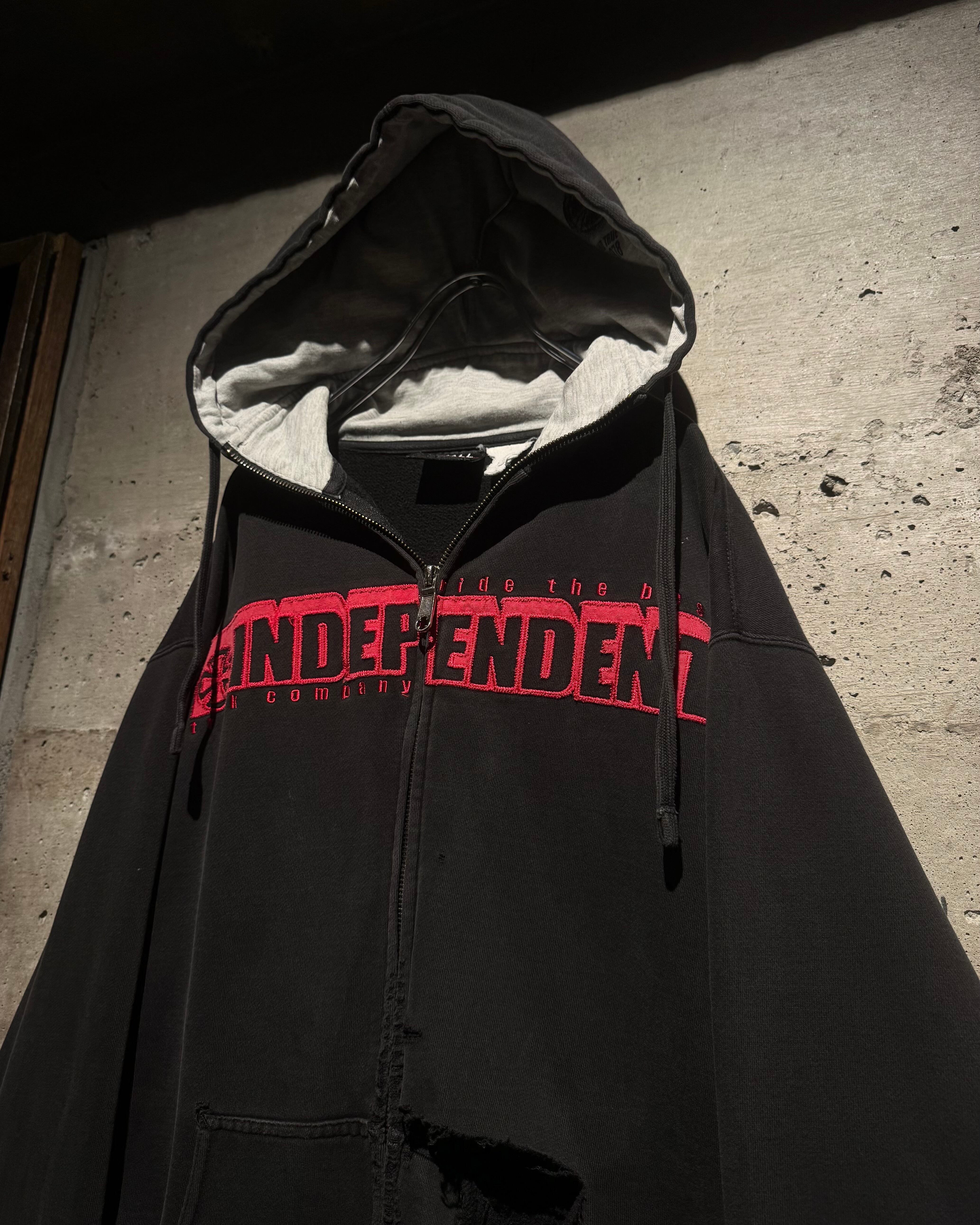 Caka】“INDEPENDENT” “Boro“ Vintage Logo Embroidery Zip Up Hoodie