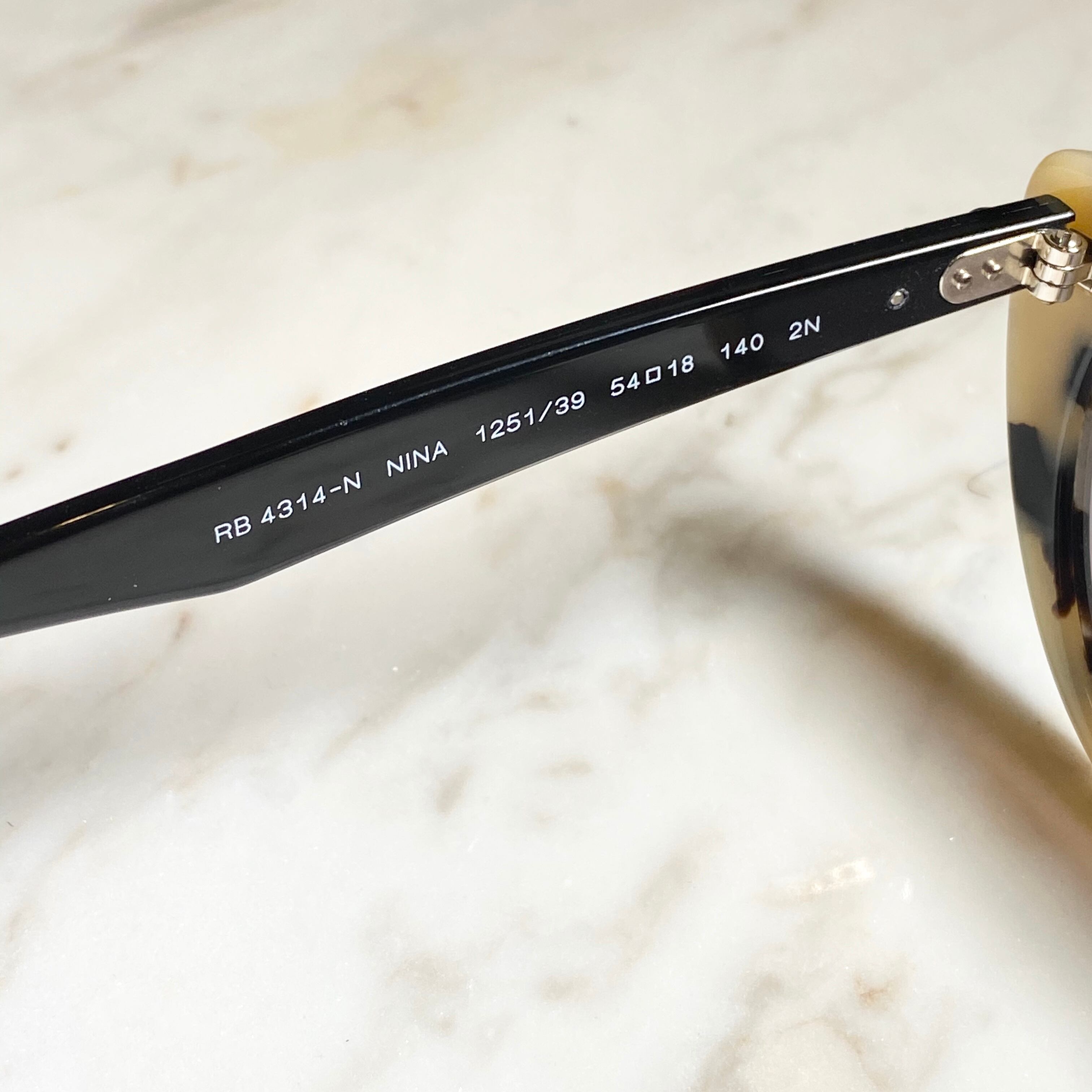 RAY-BAN cat's eye frame sunglasses “NINA” | NOIR ONLINE