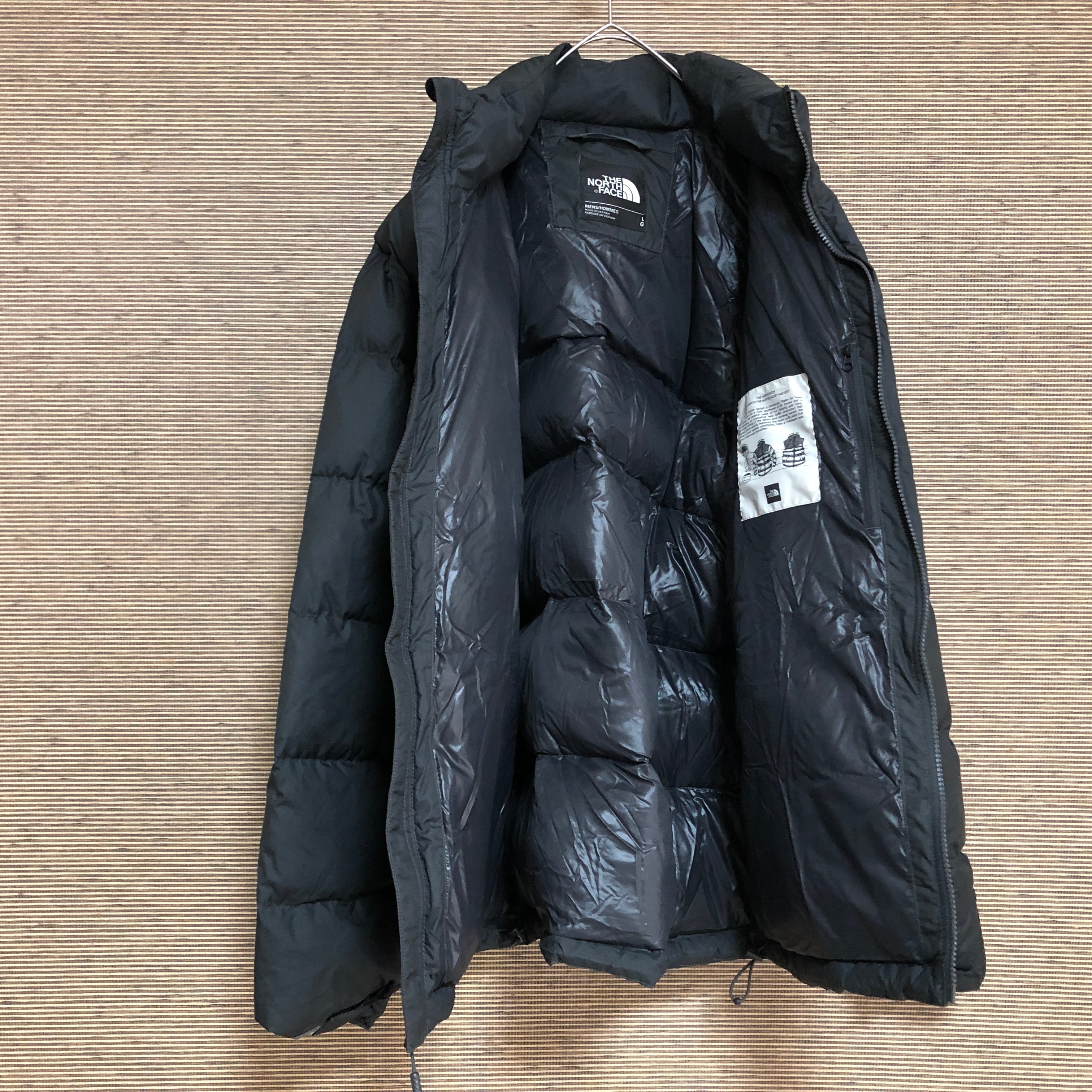 ノースフェイス　ダウンジャケット 肩ロゴ　黒　ワンポイント　US規格　刺繍K７　古着　ビッグサイズ　700フィル