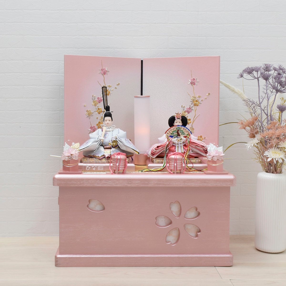 収納式親王飾り　刺繍梅桜　セット 上品な紫のグラデーションの雛人形桜刺繍黒木目収納親王飾りの通販