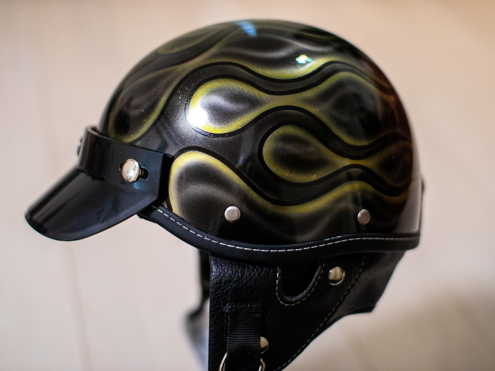 M 新品未使用　ポリヘル　黒、シルバーフレア　ポリス　ヘルメット M ポリヘル ハーフ ポリス ヘルメット 黒シルバーフレア | ignition