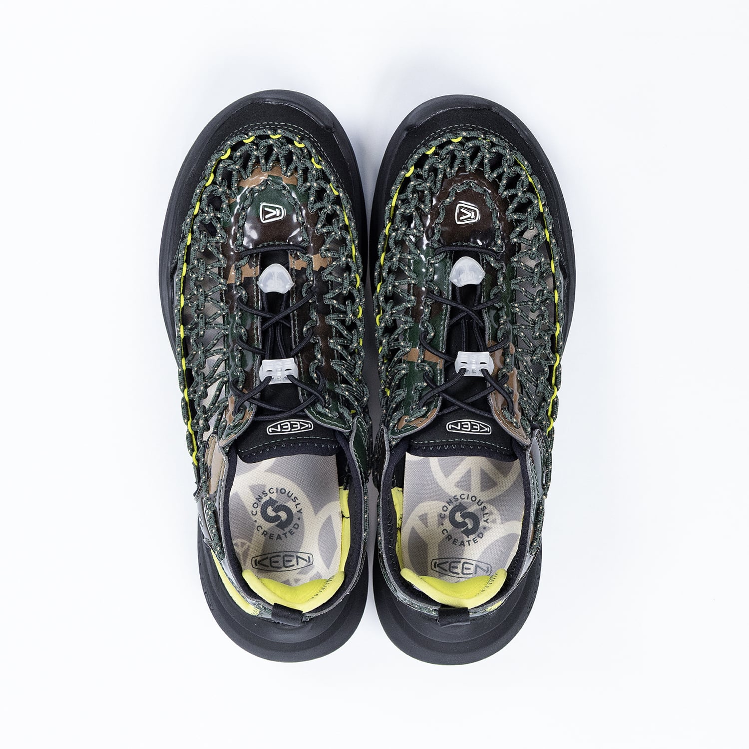 UNEEK BASEMNT - Discover independent style.