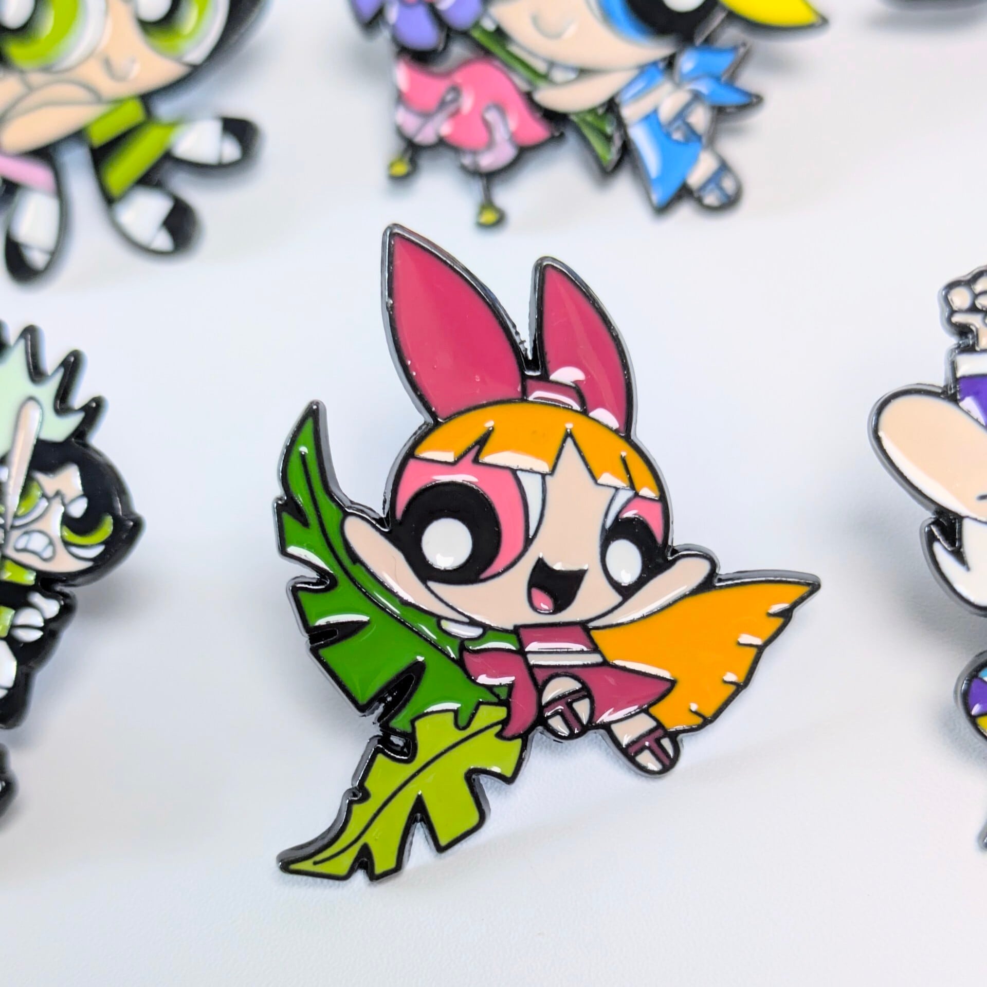 ♧送料無料！ ★ピンズ PINS★ピンバッジ 【 The Powerpuff Girls ( パワーパフガールズ ) 】6Pセット〚アメリカン雑貨 アメトイ〛
