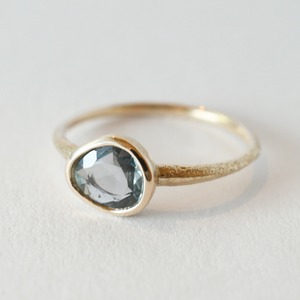 K10 ローズカットのモンタナサファイアのリング