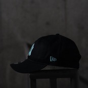 【gifthat別注】NEW ERA 930/9THIRTY  ニューヨーク・ヤンキース　BLACK SEAGLASS