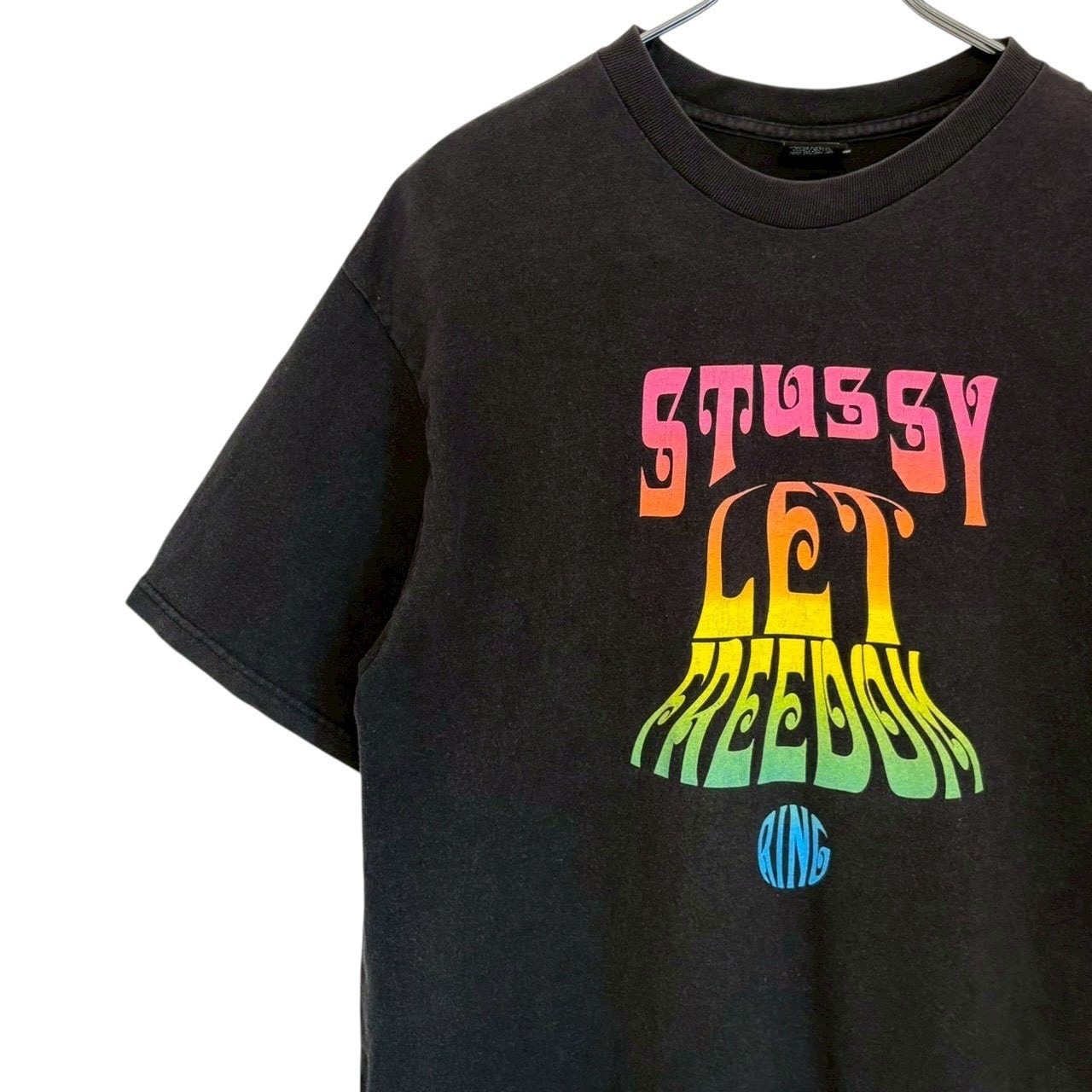 新品STUSSYスチューシー　Tシャツ カラフル　L stussy ステューシー Tシャツ L センターロゴ プリントロゴ | 古着屋
