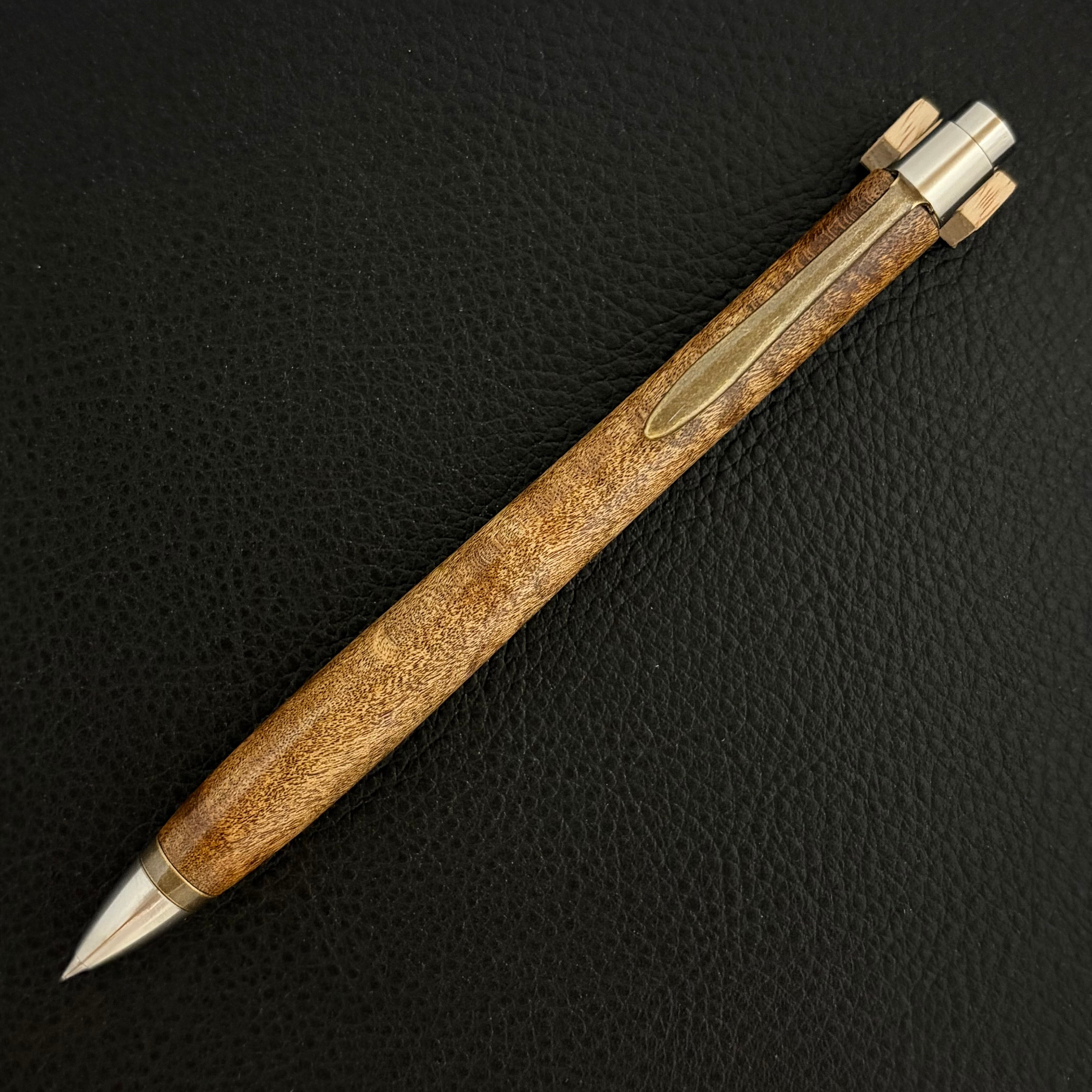 ボールペン「球（たま）」 | 匠衆・朱椿粋