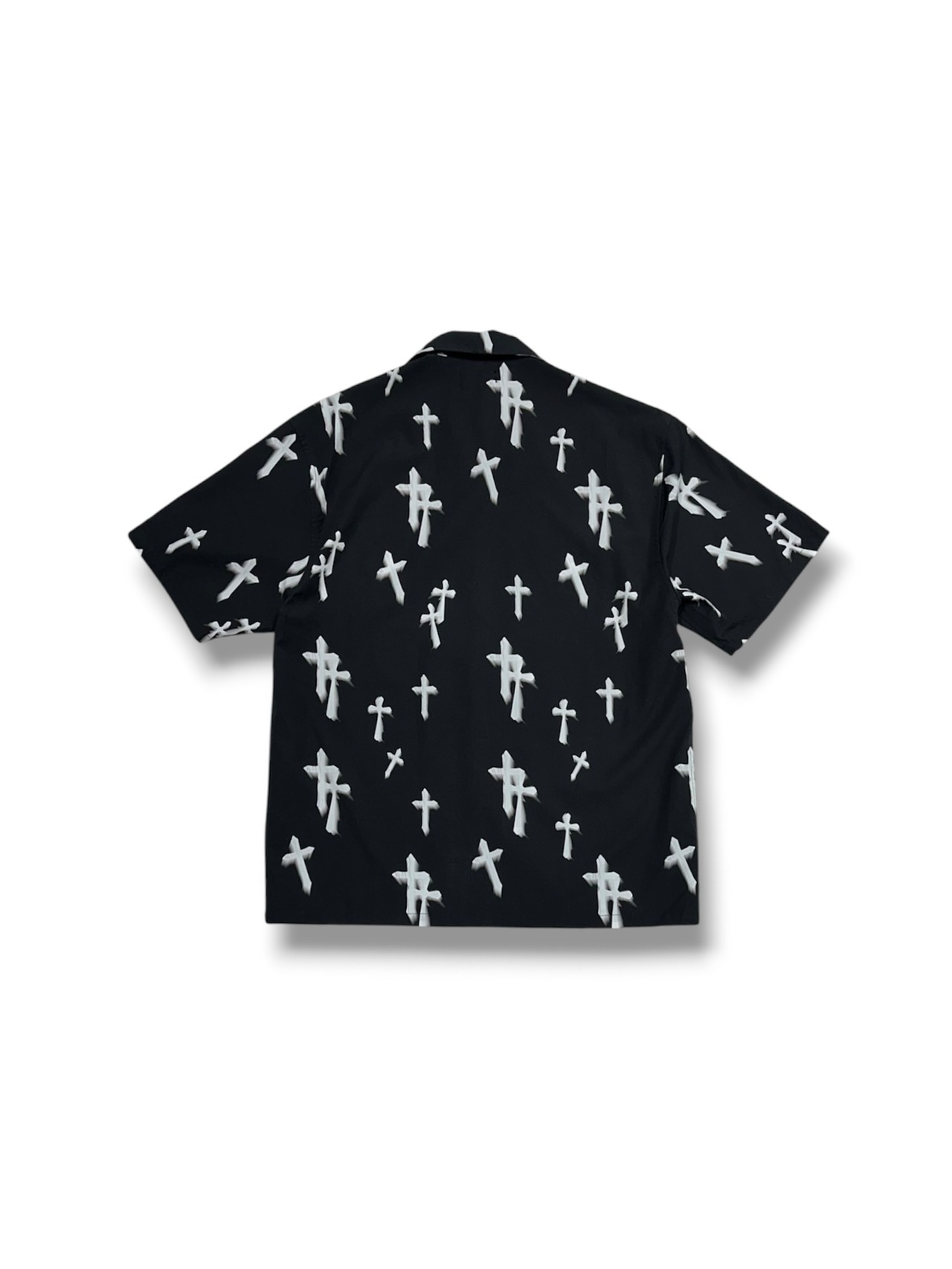 LAST NEST / cracked cross shirts