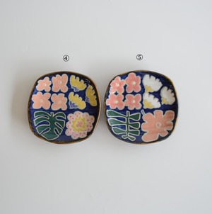 【やちむん 工房くばやー】Flower 青 角取り皿