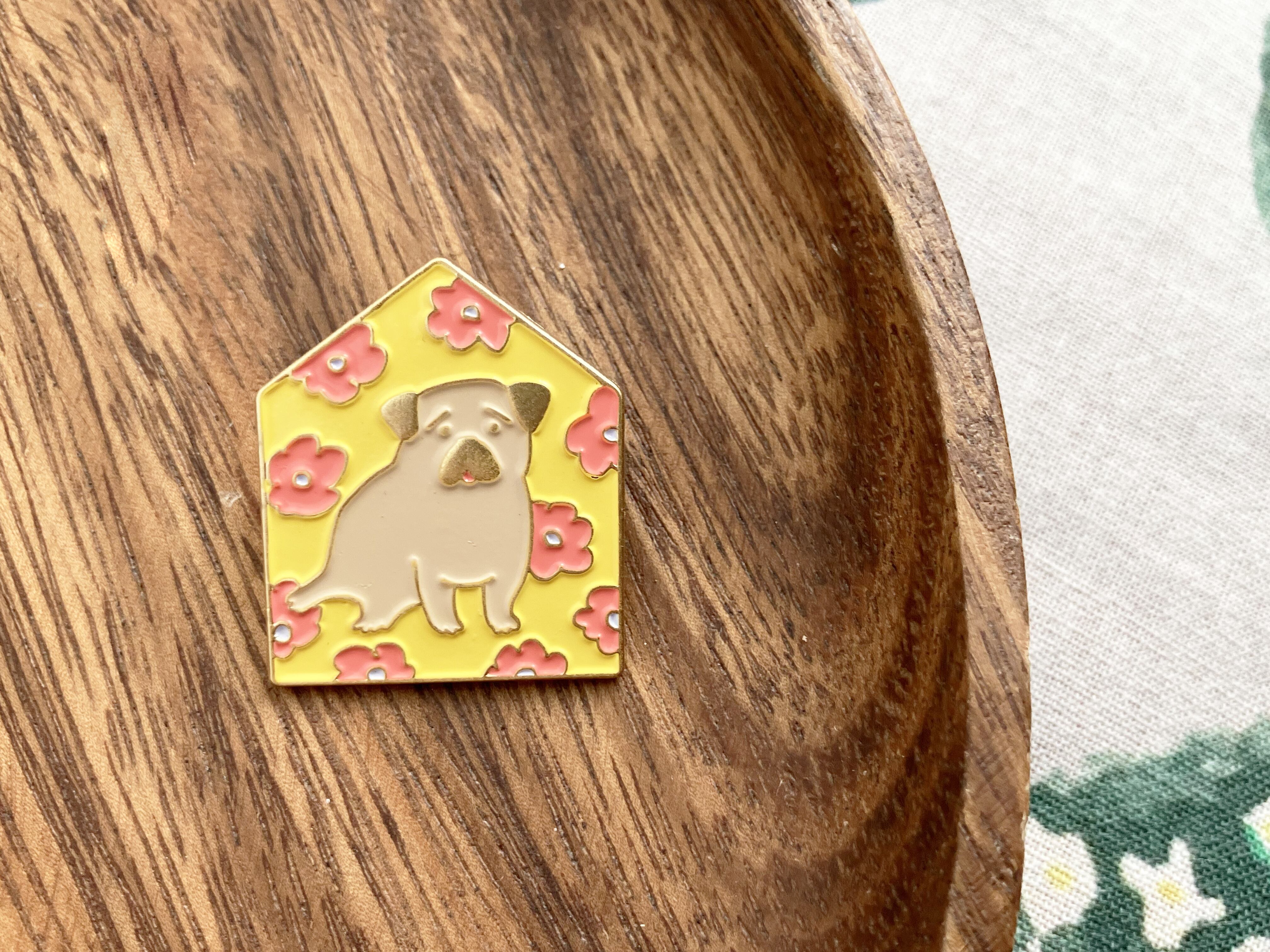 HUG MARK PINS 」yukinoオリジナルピンバッチ3 種 | yukino shop 