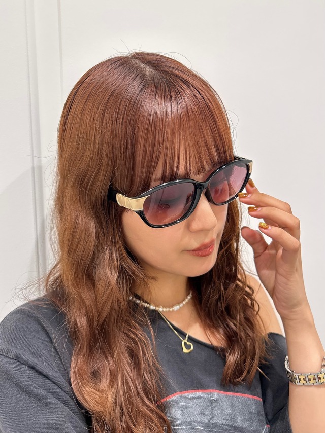 Christian Dior / vintage logo sunglasses.