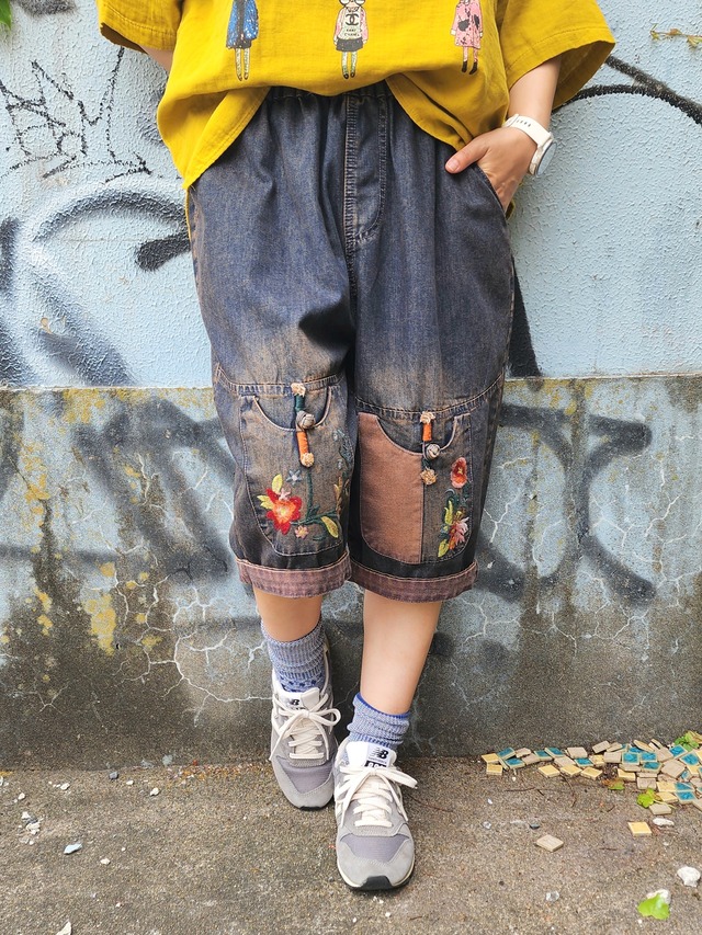 パンツ | ワンダフル商会 アート刺繍入りダークブルーデニムパンツ