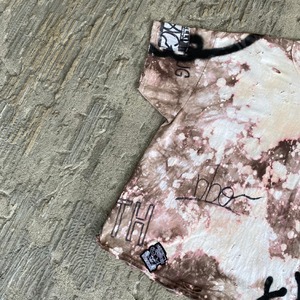 ZAC VARGAS / graffiti dye T/DARK BLACK