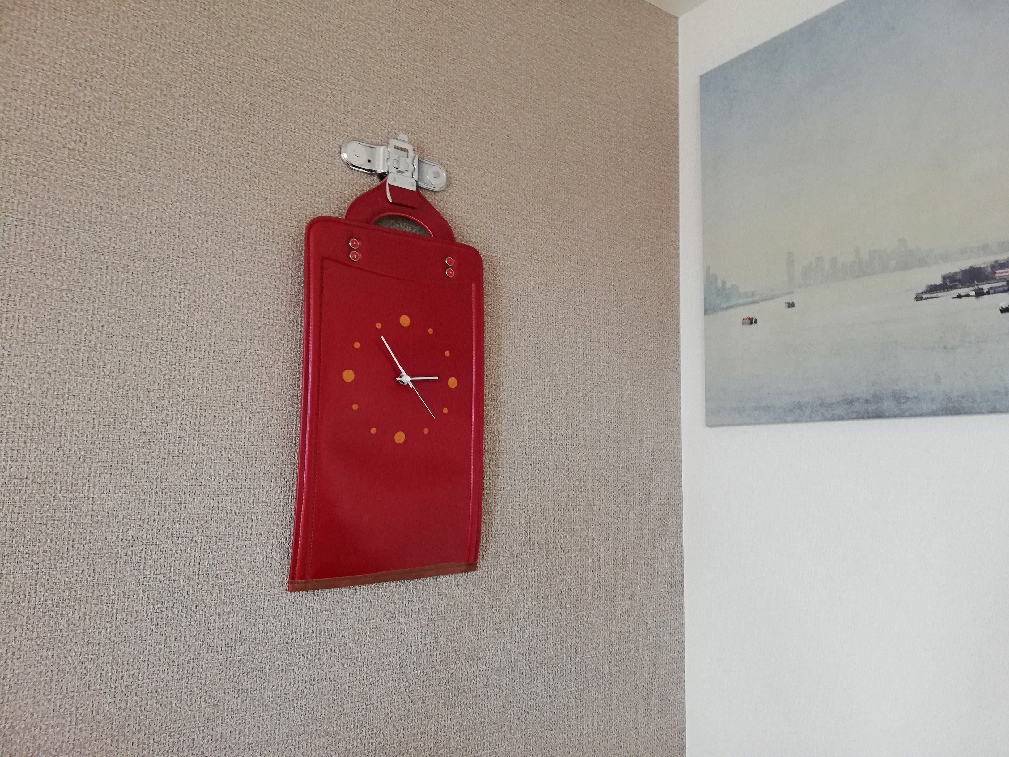 掛-kakeru- シリーズ】Wall Clock red（ランドセル×時計） | upcycle