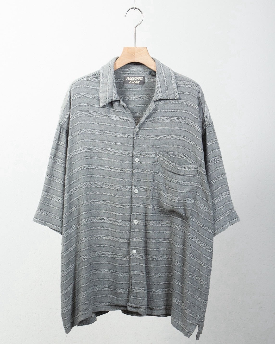 open collar jacquard stripe linen rayon shirt | THREE / ISSUE / CURVE