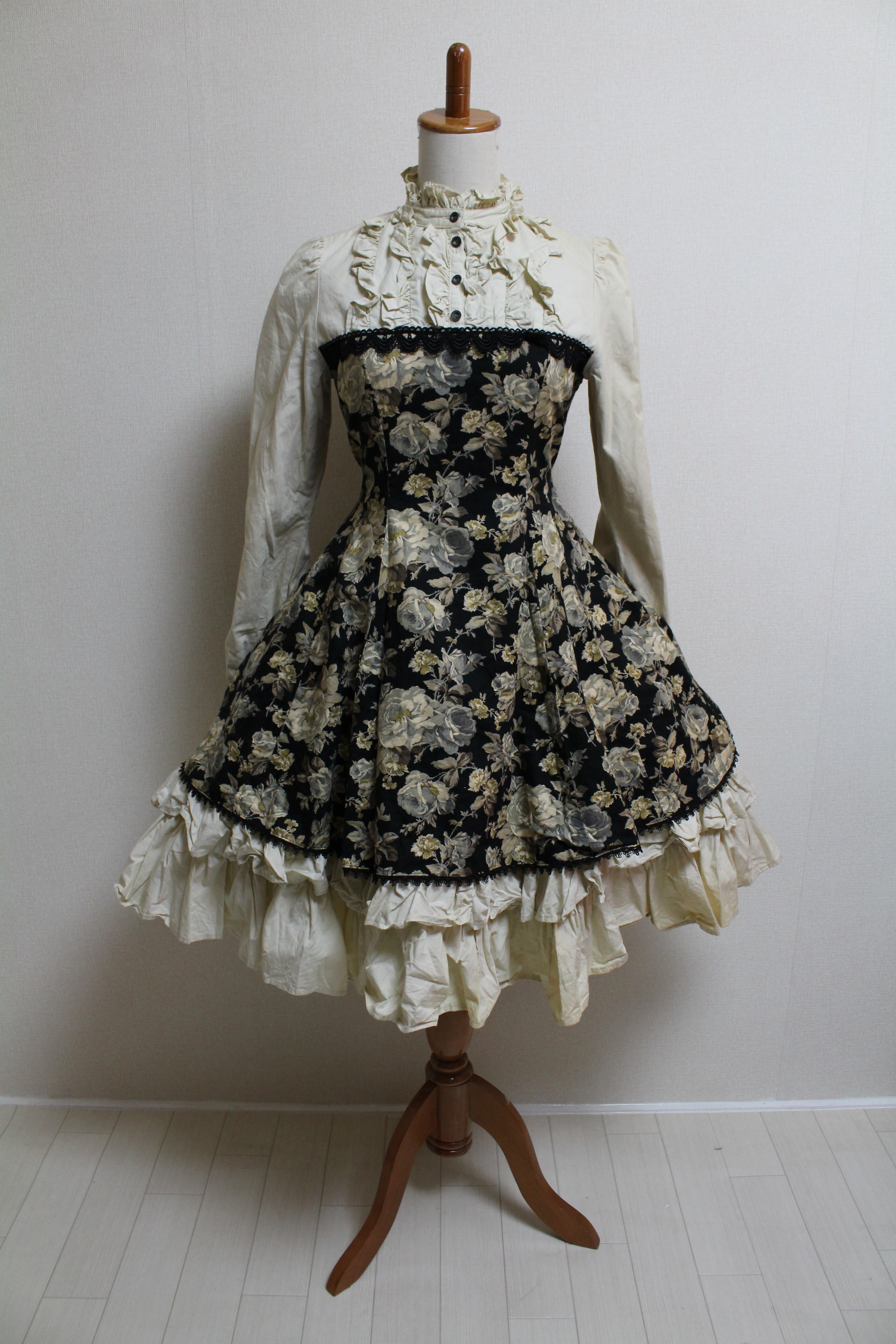 Victorian maiden アンティークローズドレス