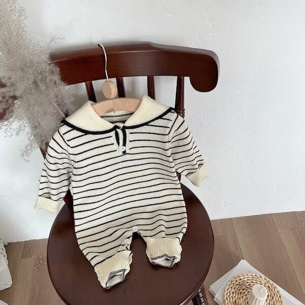 セーラニットロンパース♡