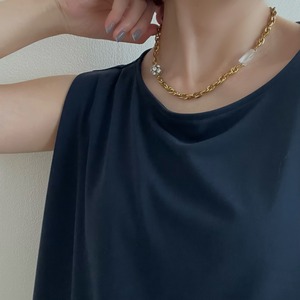 ラフロック水晶＆ラインストーンボールネックレス
