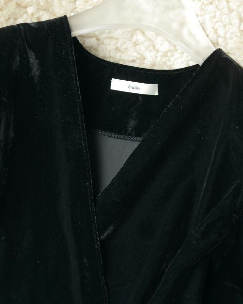anuke アンヌーク Velour Gather Blouse 62520421 | ANERCA & L.I.V