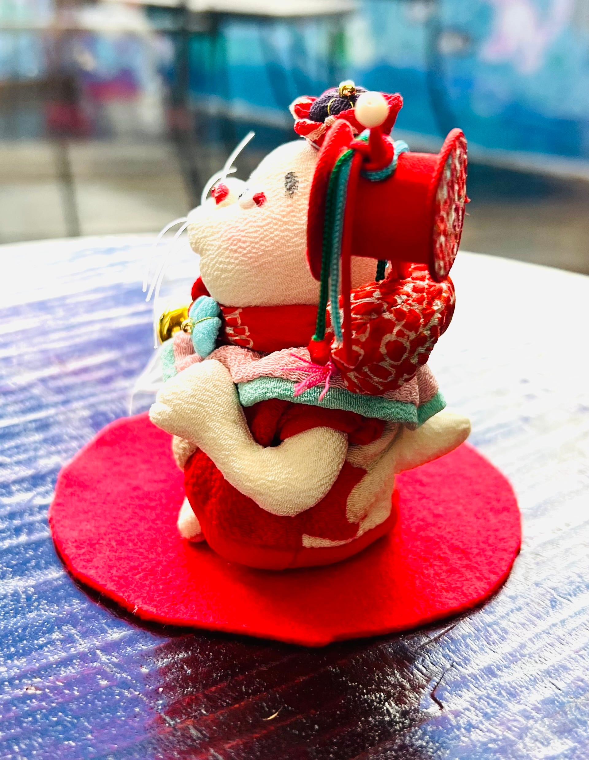 古布創作人形｜招きにゃんこ（右手）太鼓⑥｜上原装子 | manekinekoya