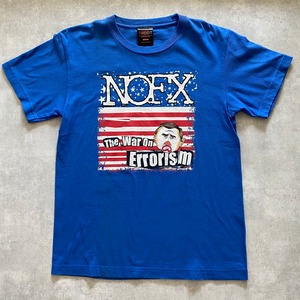 　SHOOT  NOFX The War on Errorism  COTTON T-shirt{SHOOT  ノーエフエックス  ザ・ウォー・オン・エラーイズム  コットン　Tーシャツ　古着　メンズ　USED}ユニセックス