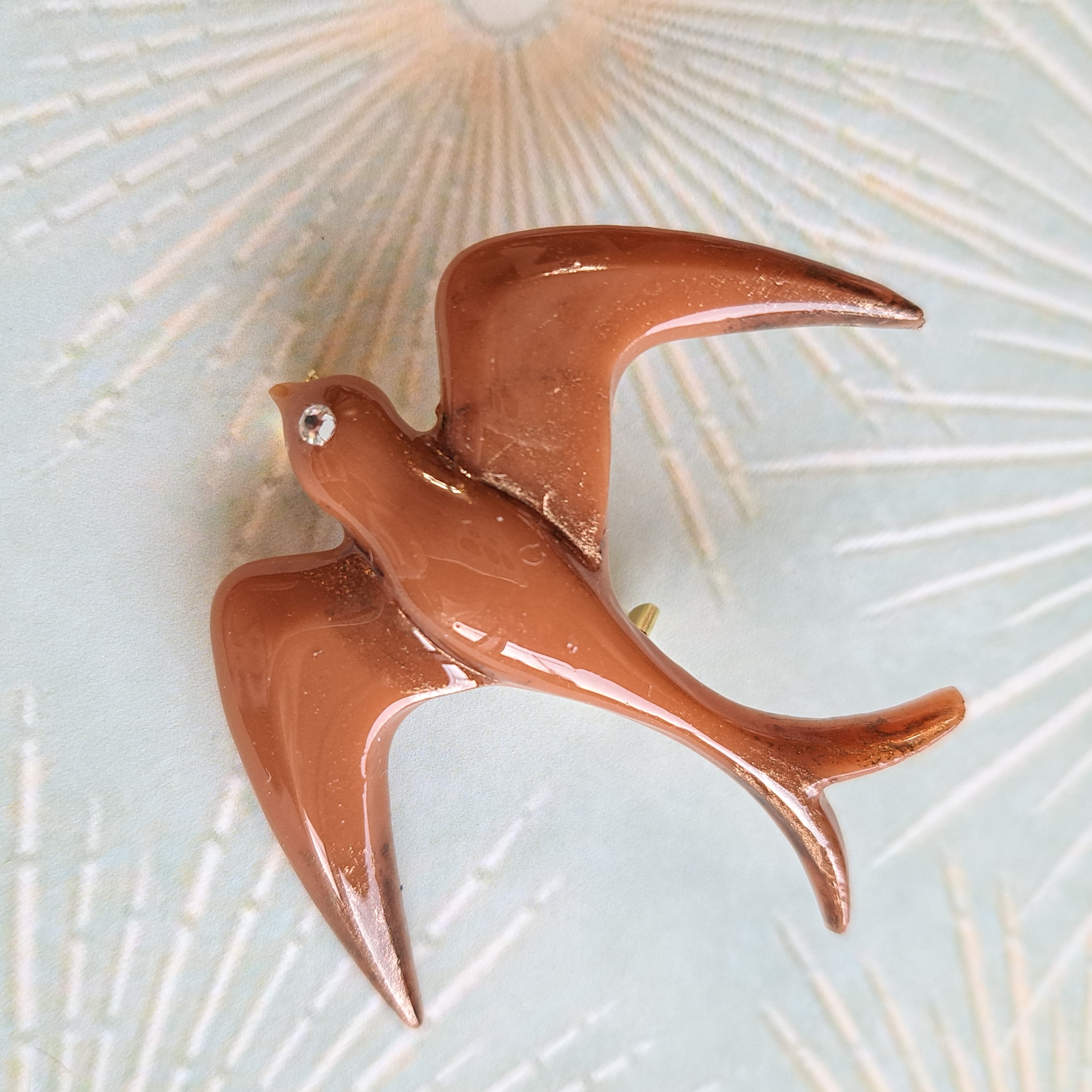 海外ヴィンテージ　ツバメ 1950's Style Swallow Brooch【キャメル】オールドスクール ツバメ