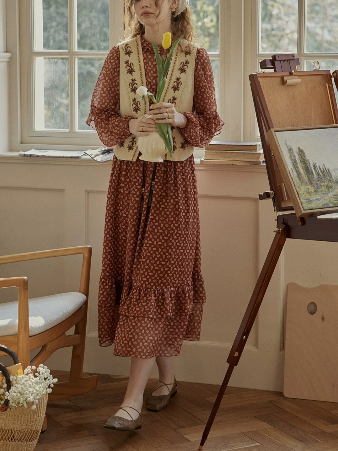Folklorique Bistre Embroidery Vest F0790